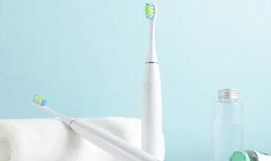 “电动牙刷不如普通牙刷”？ 这两个判断标准缺一不可